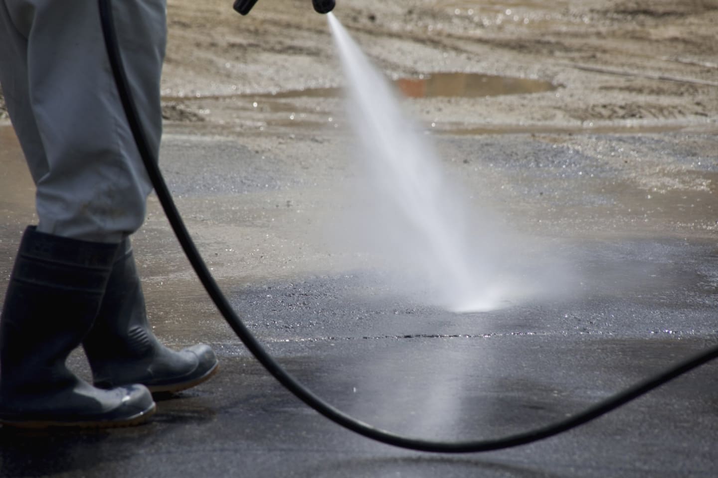 Lavage d’équipement de chantier, les enjeux liées aux eaux usées